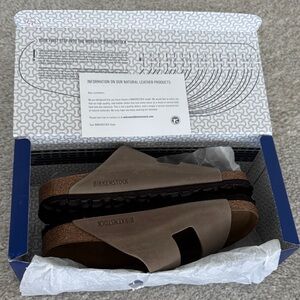 Birkenstock Arizona Tobacco Brown Sandals, US Size: 6-6.5, Natural Leather Oiled